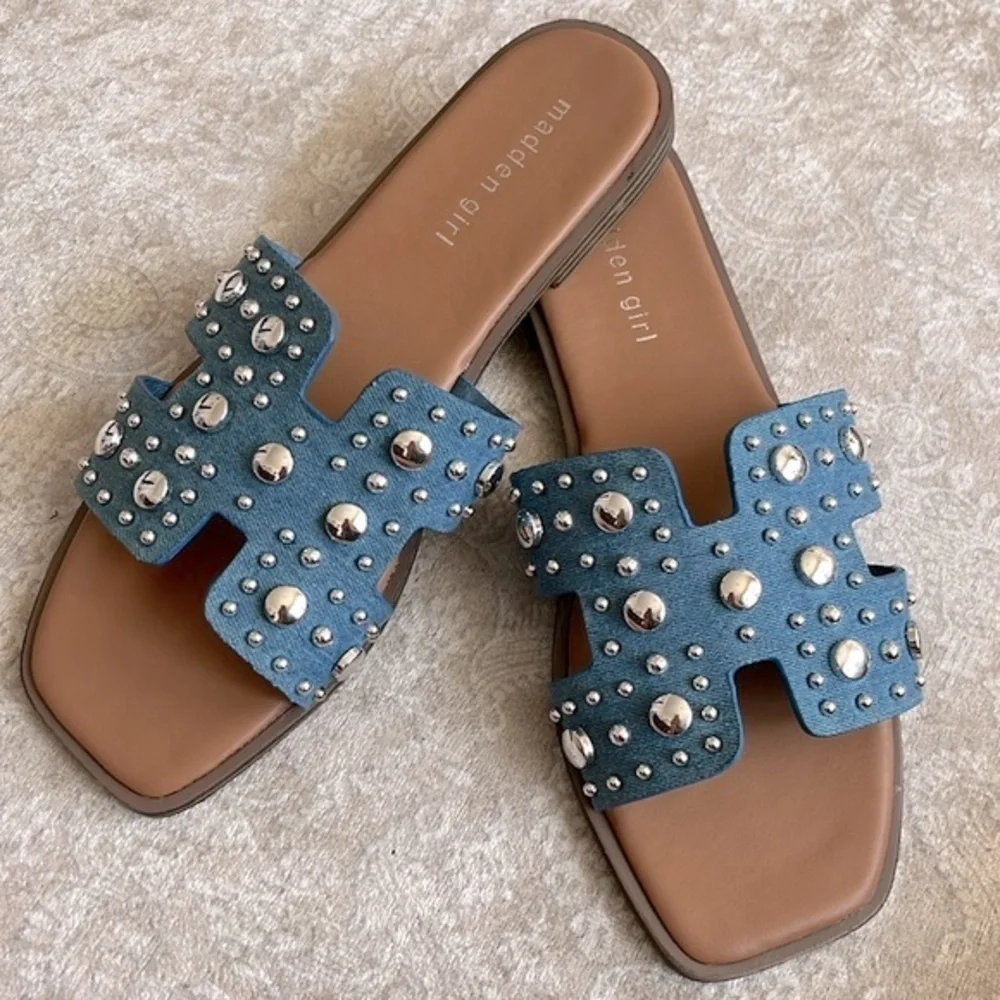 Brand New Madden Girl Denim Blue Silver Tone Metal Studded H-Band Slides Sandals